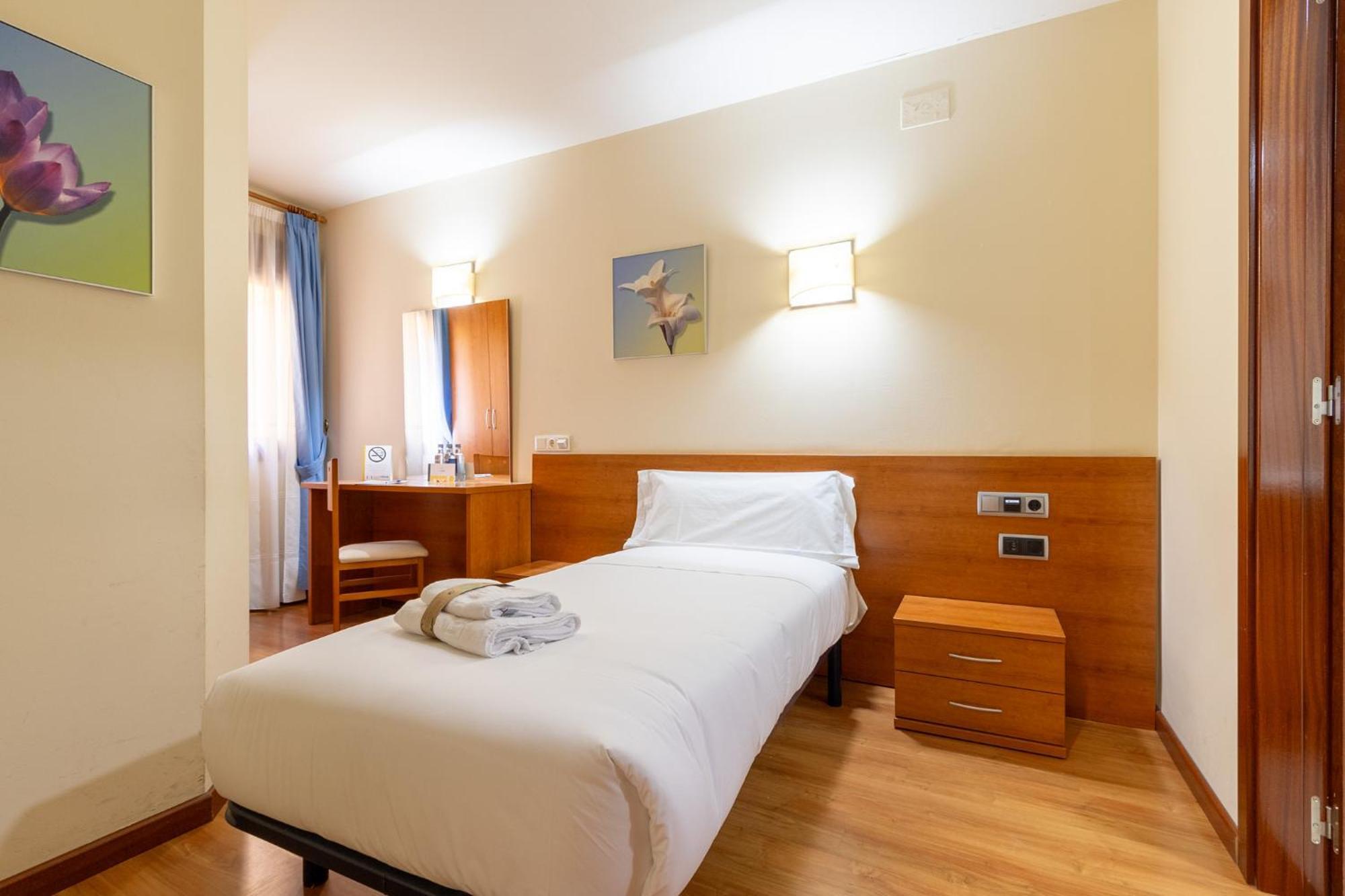Insidehome Zaravencia Plaza Mayor Торо Екстериор снимка