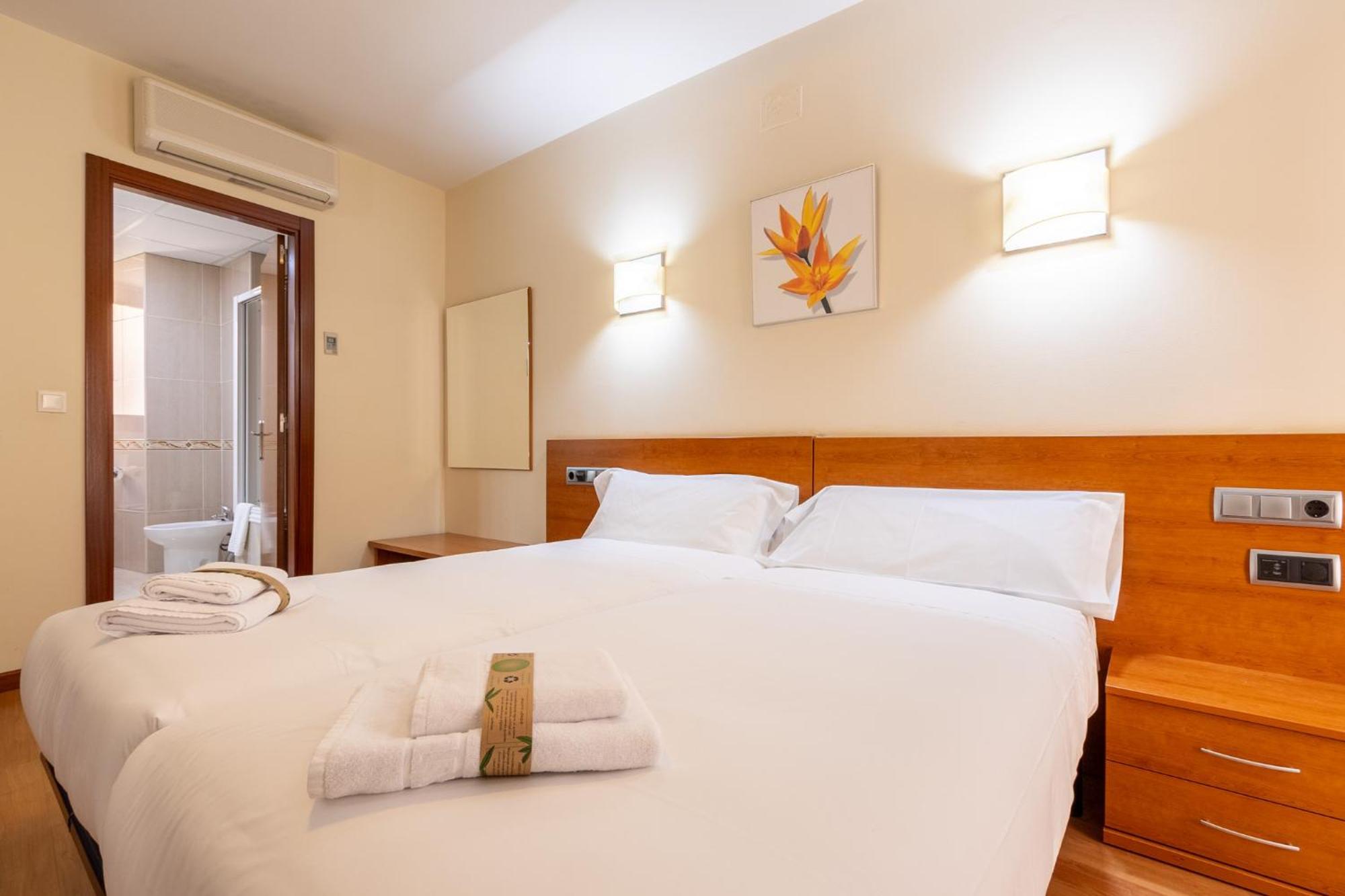 Insidehome Zaravencia Plaza Mayor Торо Екстериор снимка