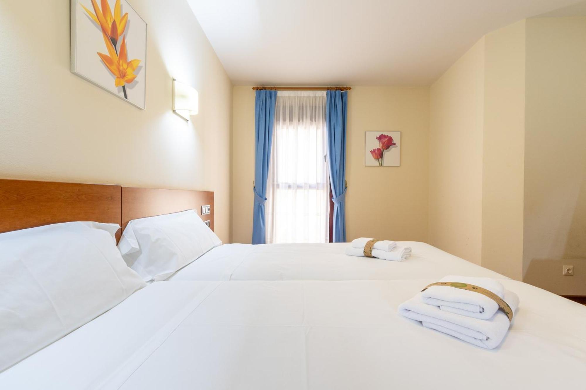 Insidehome Zaravencia Plaza Mayor Торо Екстериор снимка