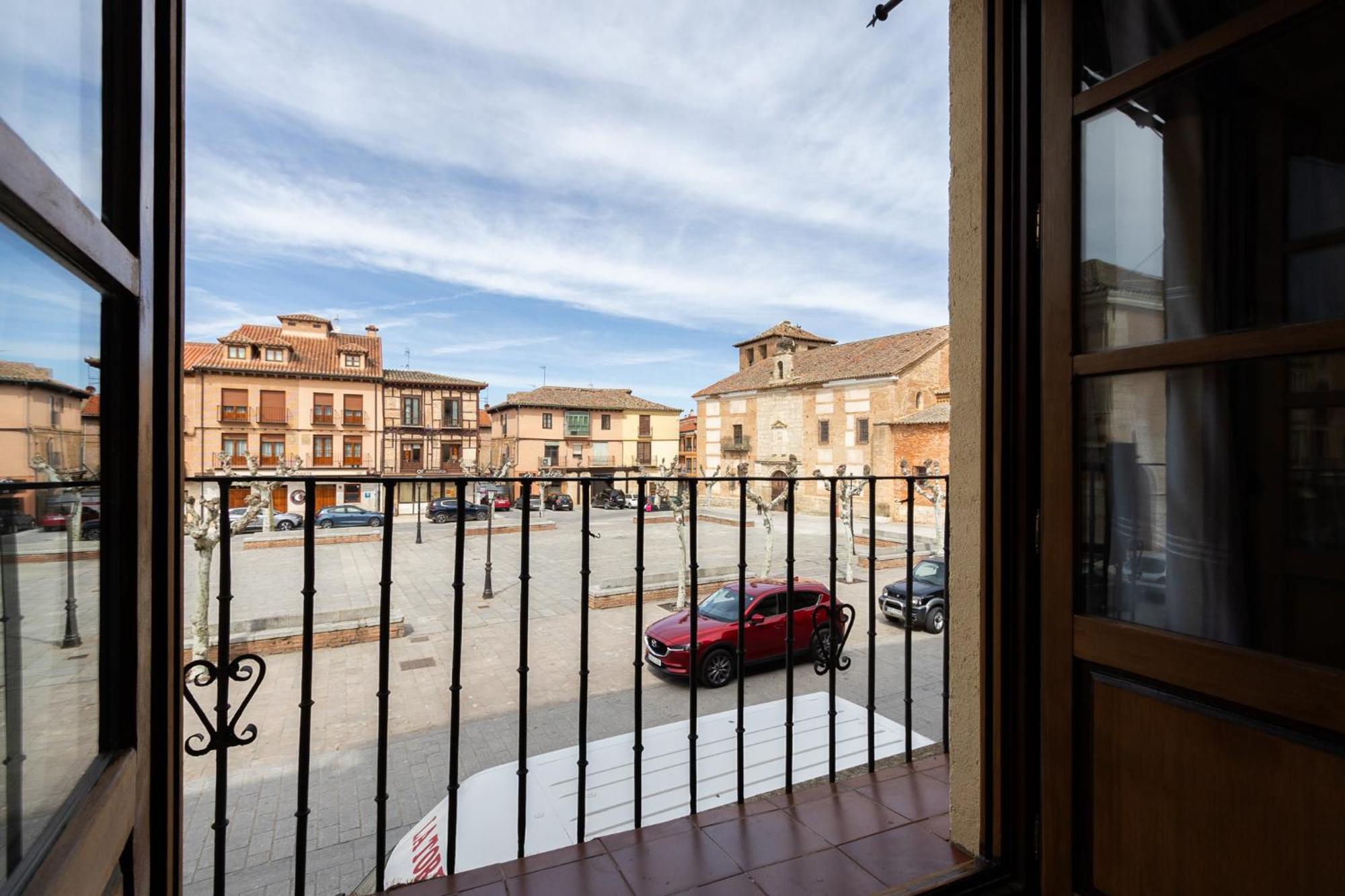 Insidehome Zaravencia Plaza Mayor Торо Екстериор снимка