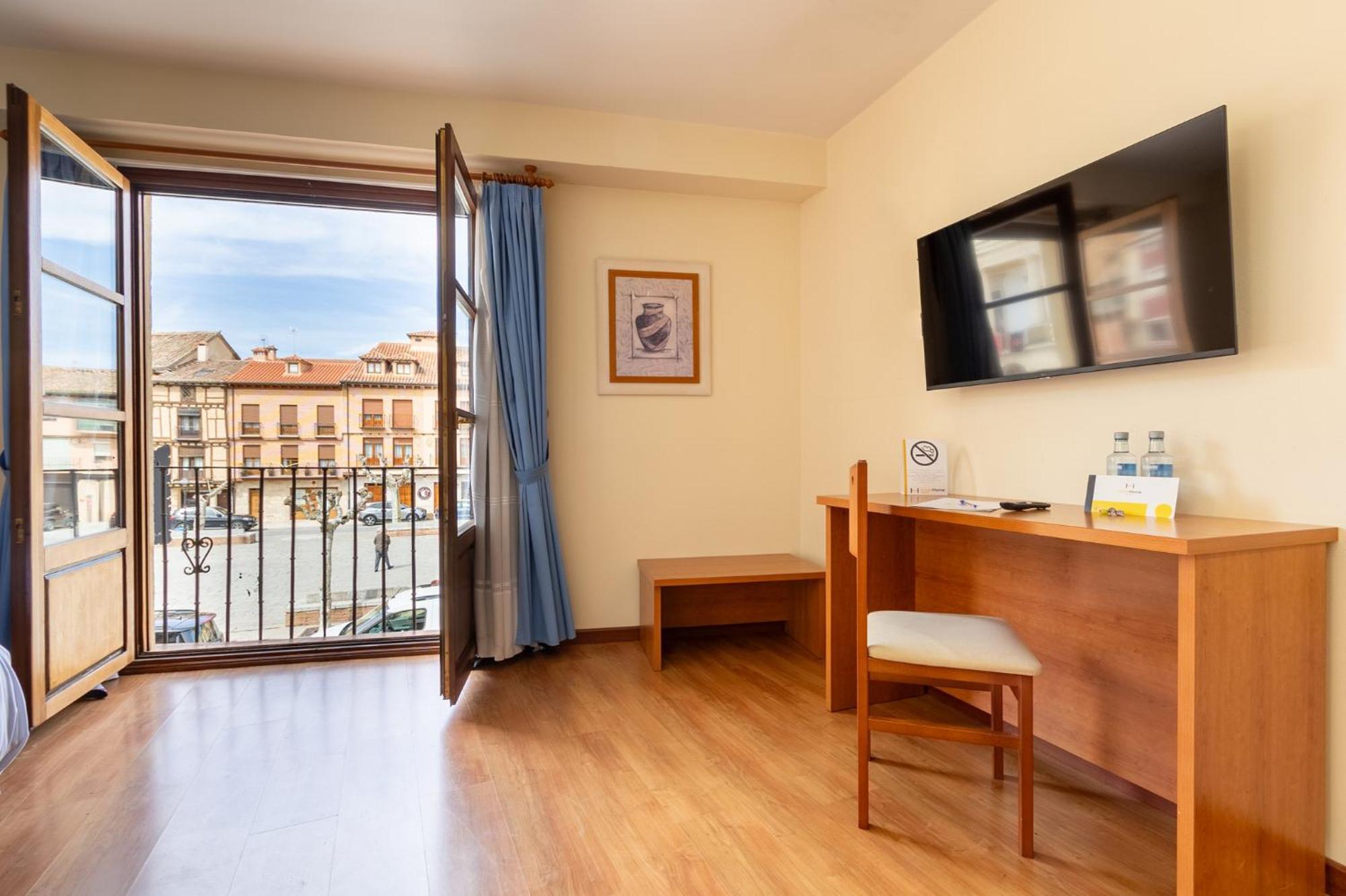 Insidehome Zaravencia Plaza Mayor Торо Екстериор снимка